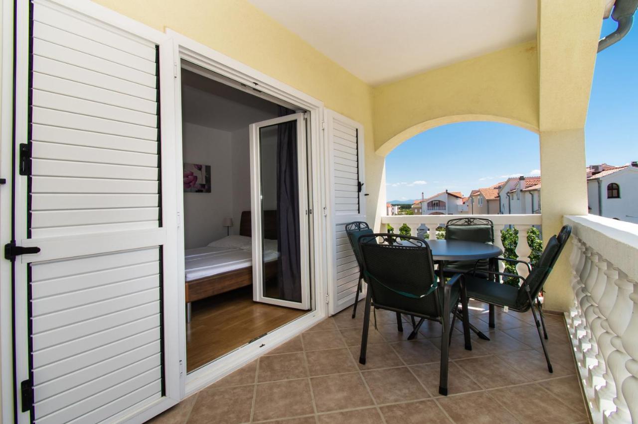 וודיצה Apartments Kendes מראה חיצוני תמונה